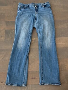Old Navy Medium Rise Kicker Blue Flare Jeans Size 12 Long